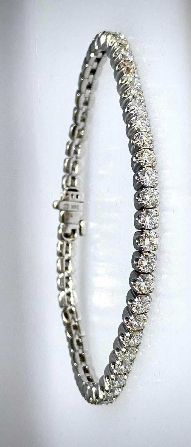 7 1/2 Carat White Tennis Bracelet