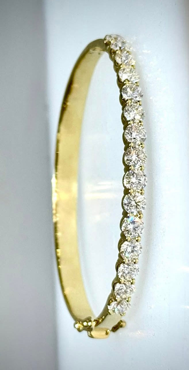 4.72 Carat Yellow Gold Diamond Bangle