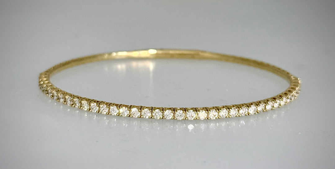 1.44 Carat Flex Bangle